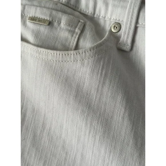 Nine West Chrystie Capri Jeans Size 14 Stretch Mid Rise Casual Summer Pants - Picture 4 of 5